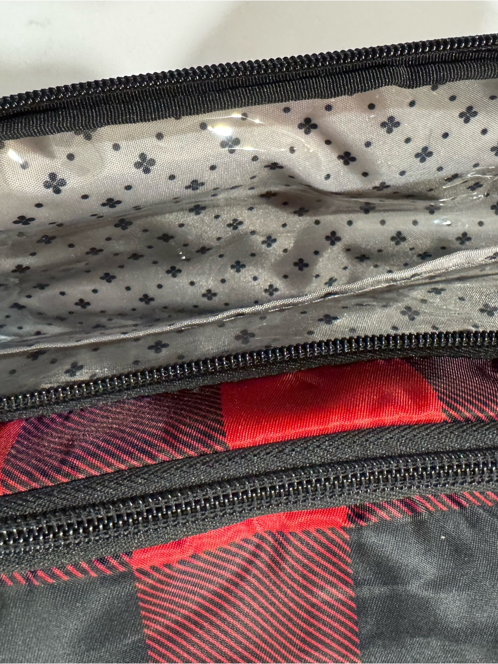 LUG TROLLEY XL cosmetic/travel bag NWT - Picture 7 of 9